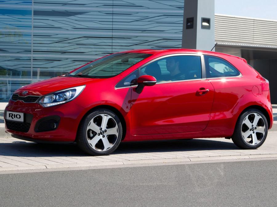  Kia Rio 3-Door 2011 года  (фото 3 из 8)